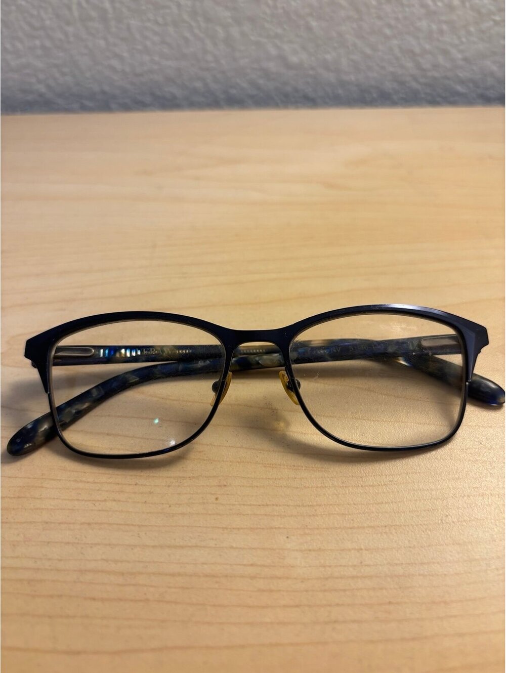 Vera Wang Cateye Blue eyeglass frames 51-16-140